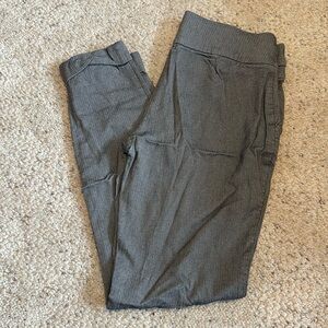 Medium long ankle cut dress pants